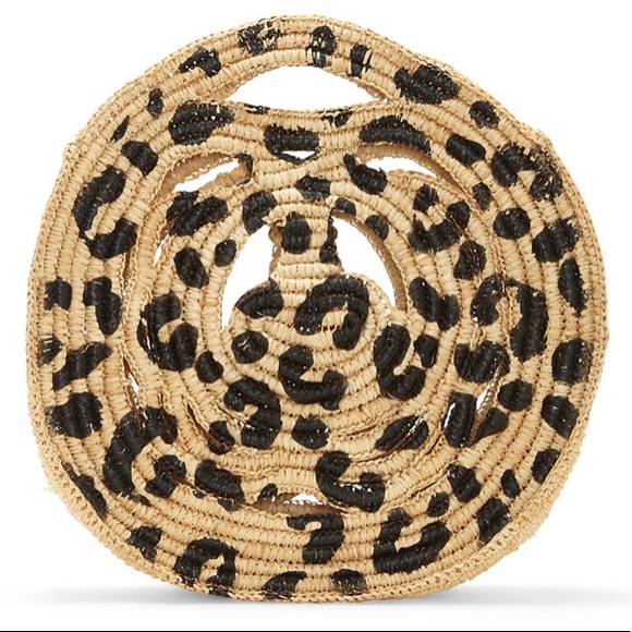 Vince Camuto Handbags - 🆕 Vince Camuto Razo straw tote